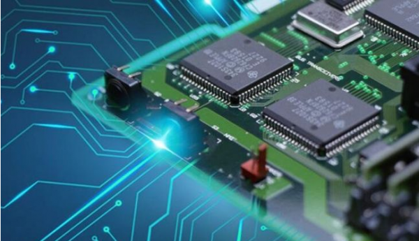 別眨眼！PCB激光標刻工藝，不只是速度快！