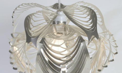 激光切割設(shè)備切割不銹鋼